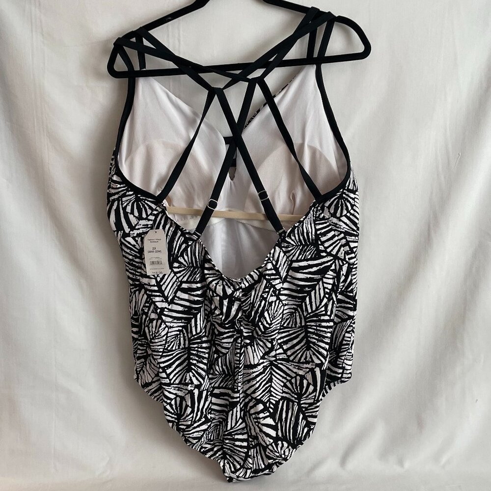 Time and Tru Women's Strappy One-Piece Swimsuit Size 2X- NEW! - Picture 3 of 8